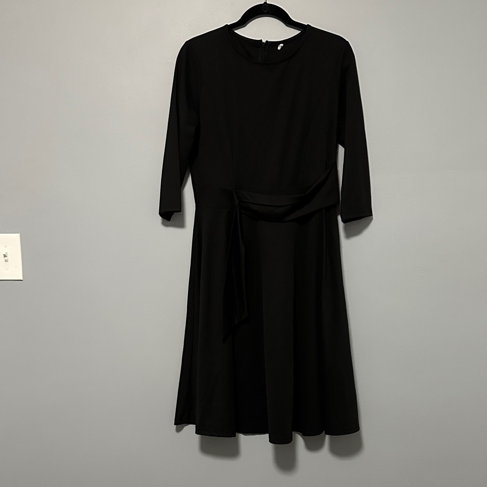 Chic Long Sleeve Black Dress